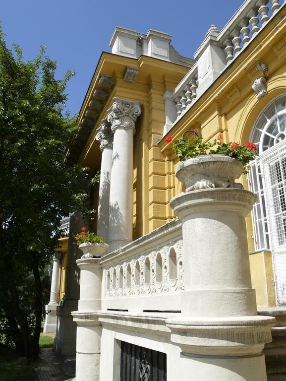 Oktohome Suite Budapeste Exterior foto